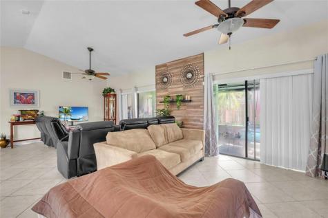 8621 NW 46th Court Lauderhill FL 33351