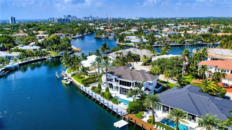 2551 NE 31st Court Lighthouse Point FL 33064