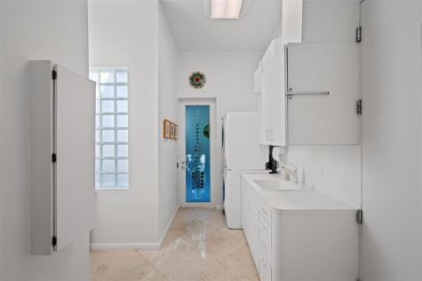 2551 NE 31st Court Lighthouse Point FL 33064