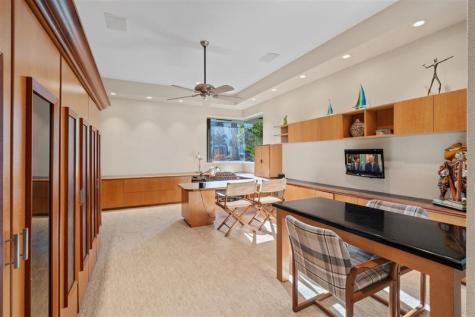 2551 NE 31st Court Lighthouse Point FL 33064