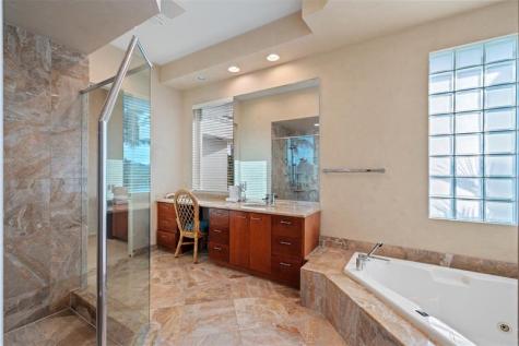 2551 NE 31st Court Lighthouse Point FL 33064