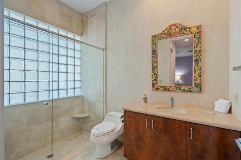 2551 NE 31st Court Lighthouse Point FL 33064