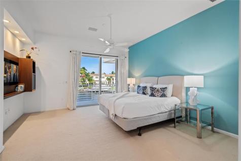 2551 NE 31st Court Lighthouse Point FL 33064