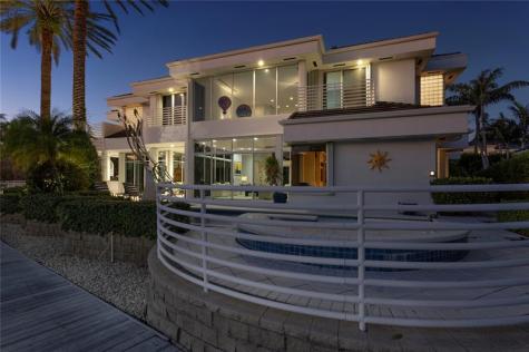 2551 NE 31st Court Lighthouse Point FL 33064