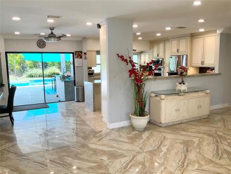 10477 NW 4th Street Coral Springs FL 33071