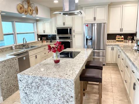 10477 NW 4th Street Coral Springs FL 33071