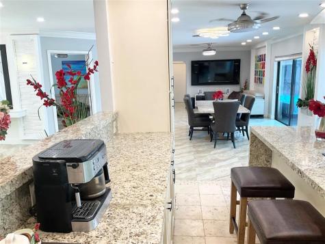 10477 NW 4th Street Coral Springs FL 33071