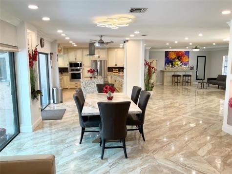 10477 NW 4th Street Coral Springs FL 33071