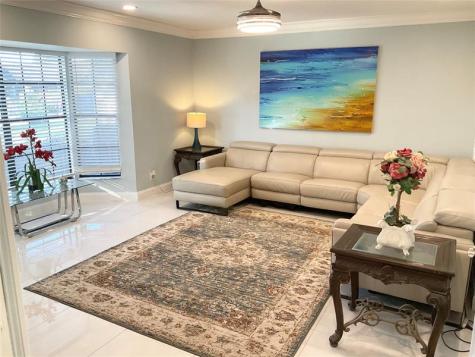 10477 NW 4th Street Coral Springs FL 33071