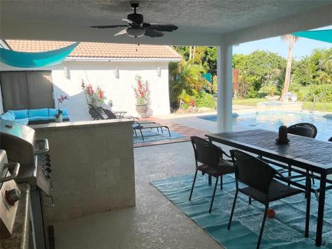 10477 NW 4th Street Coral Springs FL 33071