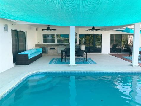 10477 NW 4th Street Coral Springs FL 33071