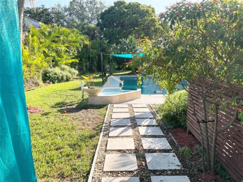 10477 NW 4th Street Coral Springs FL 33071