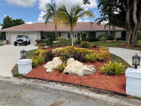10477 NW 4th Street Coral Springs FL 33071