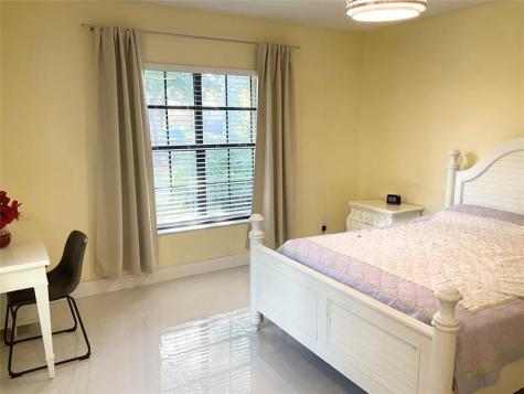 10477 NW 4th Street Coral Springs FL 33071