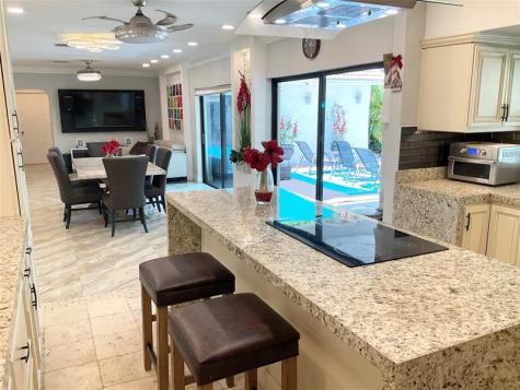10477 NW 4th Street Coral Springs FL 33071