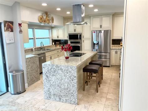 10477 NW 4th Street Coral Springs FL 33071