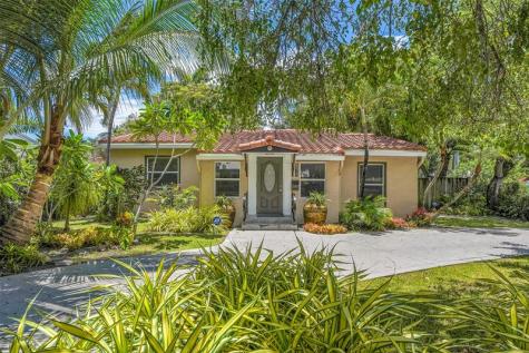 1438 Fletcher Street Hollywood FL 33020
