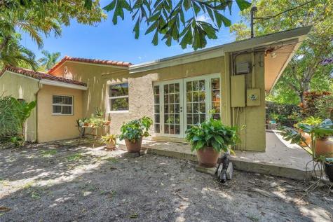 1438 Fletcher Street Hollywood FL 33020