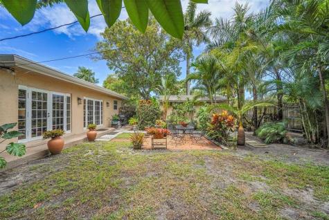 1438 Fletcher Street Hollywood FL 33020