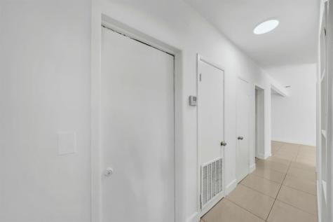16010 NE 5th Avenue Miami FL 33162