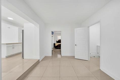 16010 NE 5th Avenue Miami FL 33162