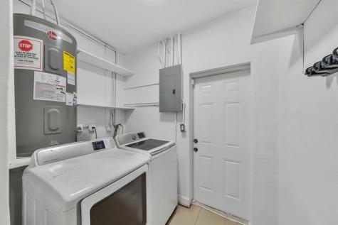 16010 NE 5th Avenue Miami FL 33162
