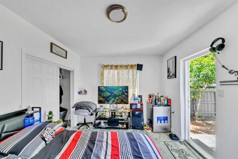 16010 NE 5th Avenue Miami FL 33162