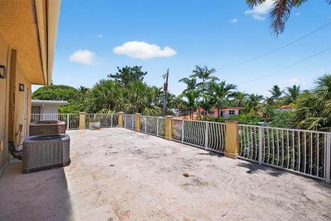 3325 NE 14th Court Fort Lauderdale FL 33304