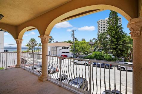 3325 NE 14th Court Fort Lauderdale FL 33304