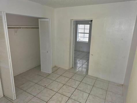 7708 SW 9th Street North Lauderdale FL 33068