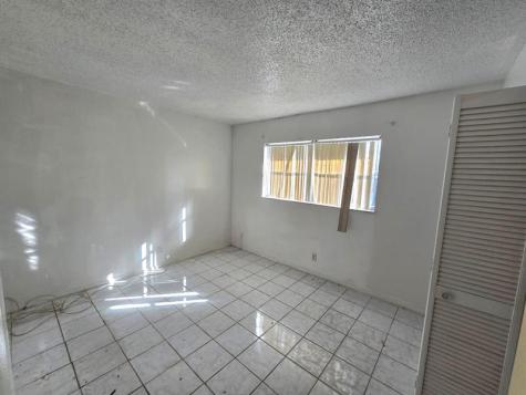 7708 SW 9th Street North Lauderdale FL 33068