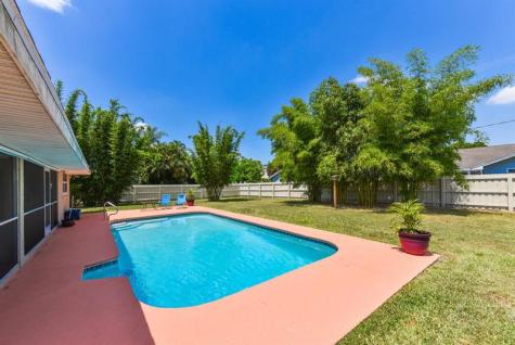 2962 SE Darien Road Port St Lucie FL 34952