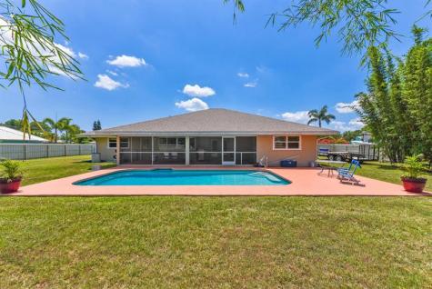 2962 SE Darien Road Port St Lucie FL 34952
