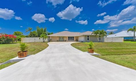 2962 SE Darien Road Port St Lucie FL 34952