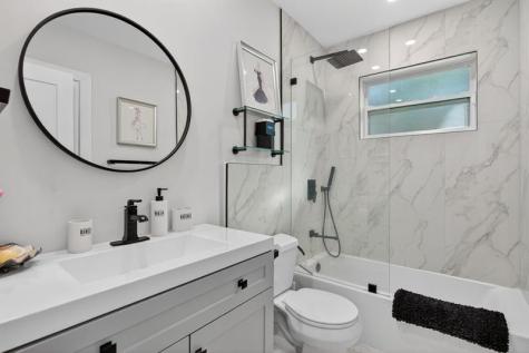 801 SE 9th Avenue Deerfield Beach FL 33441