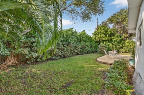 801 SE 9th Avenue Deerfield Beach FL 33441