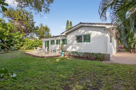 801 SE 9th Avenue Deerfield Beach FL 33441