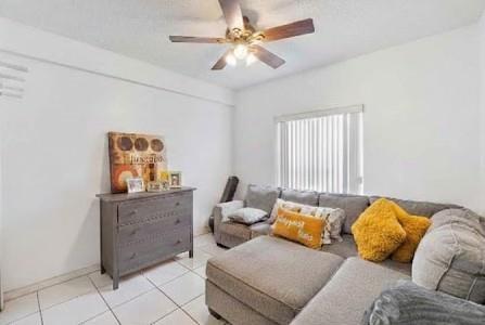 466 E Royal Cove Circle Davie FL 33325
