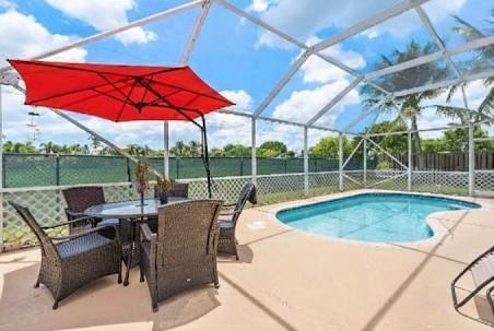 466 E Royal Cove Circle Davie FL 33325