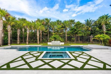 9280 Coral Isles Circle Palm Beach Gardens FL 33412