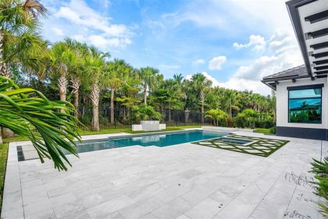 9280 Coral Isles Circle Palm Beach Gardens FL 33412