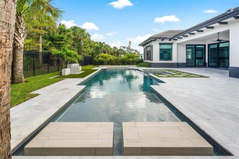 9280 Coral Isles Circle Palm Beach Gardens FL 33412