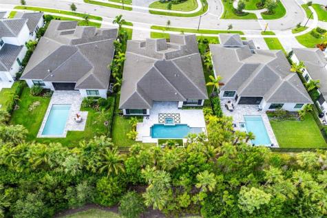 9280 Coral Isles Circle Palm Beach Gardens FL 33412