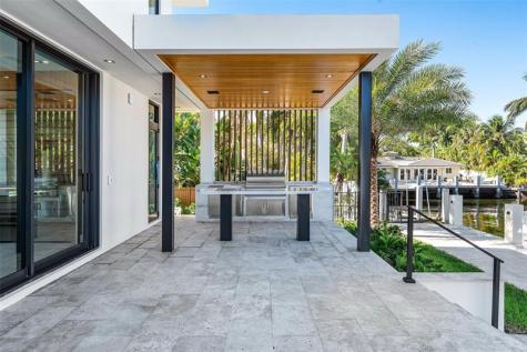 2817 NE 25th Street Fort Lauderdale FL 33305