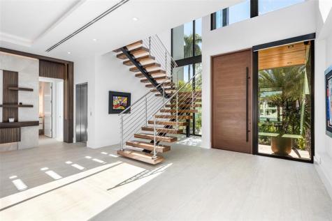 2817 NE 25th Street Fort Lauderdale FL 33305