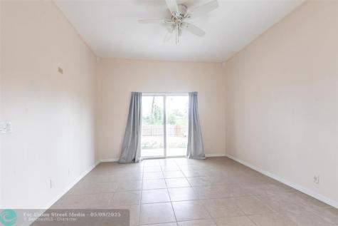 906 E 10th Street Lehigh Acres FL 33972