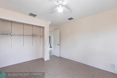 906 E 10th Street Lehigh Acres FL 33972