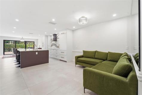 10486 Boca Woods Lane Boca Raton FL 33428