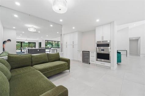10486 Boca Woods Lane Boca Raton FL 33428