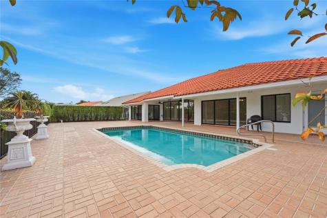 10486 Boca Woods Lane Boca Raton FL 33428